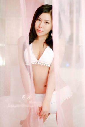 钢琴教师在线观看